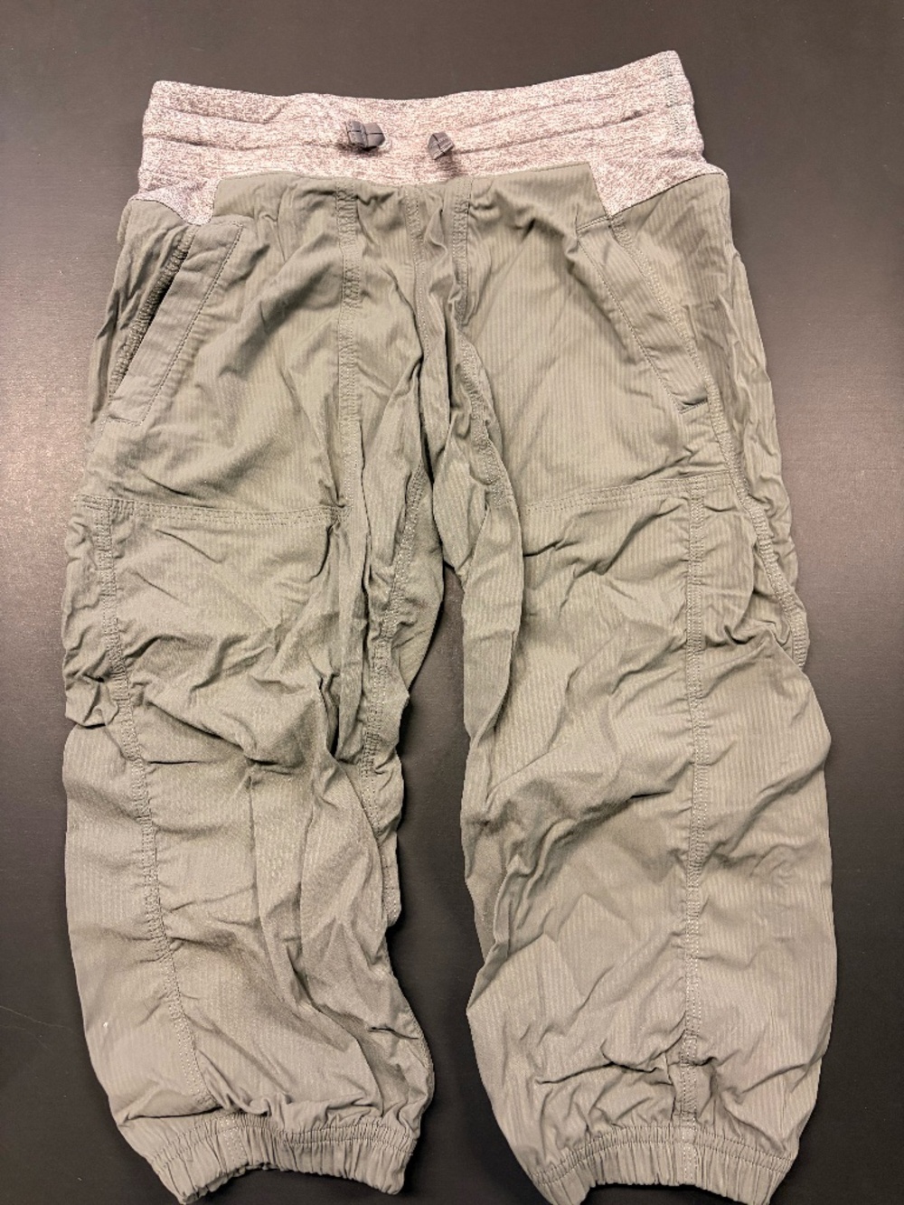 Ivivva by Lululemon Capris (Kids Size 12)